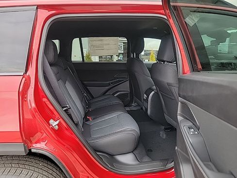 New 2026 Jeep Cherokee Laredo AWD/4WD image 8