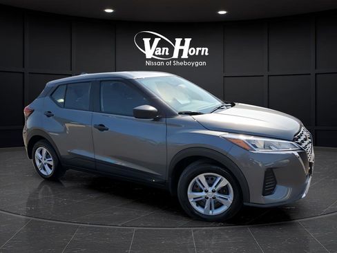 New 2025 Nissan Kicks Play S image 35