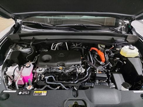 Used 2025 Toyota Grand Highlander Limited image 28