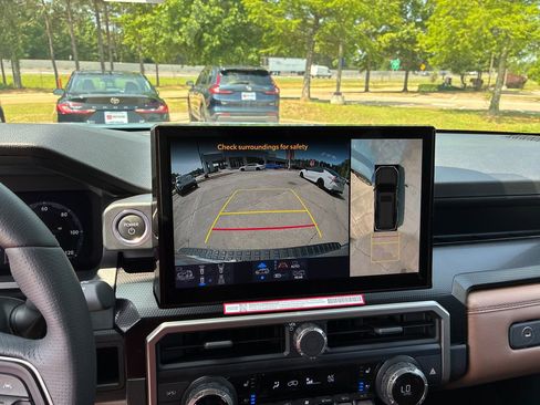 New 2026 Toyota 4Runner Limited AWD/4WD image 20