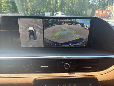 New 2027 INFINITI QX80 Luxe w/ Cargo Package AWD/4WD image 20