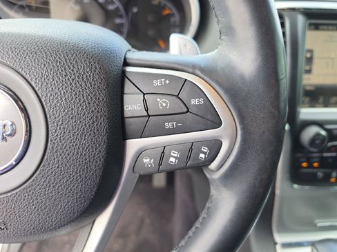 Used 2016 Jeep Grand Cherokee High Altitude RWD image 35
