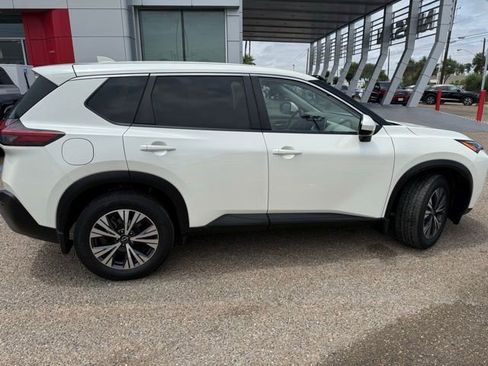 Certified 2023 Nissan Rogue SV image 8