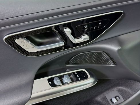 New 2026 Mercedes-Benz E 350 4MATIC Sedan image 21