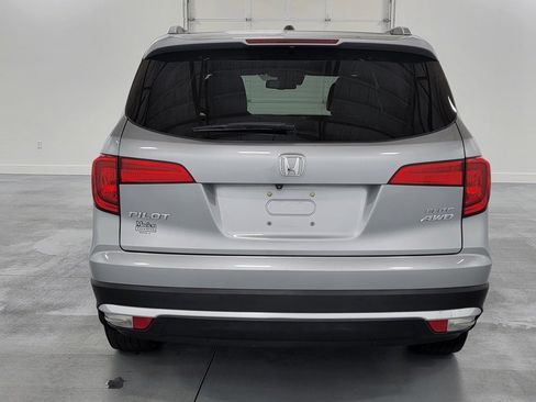 Used 2016 Honda Pilot Elite image 5