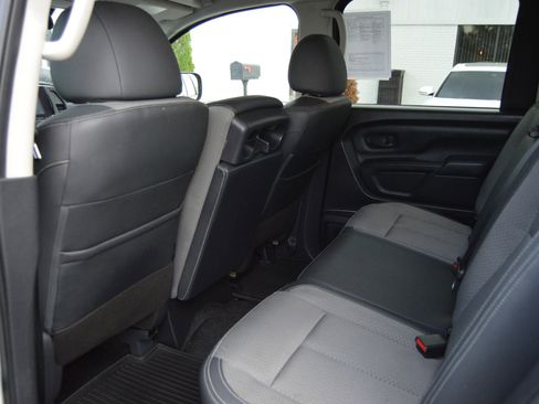 Used 2021 Nissan Titan S w/ S Utility Package RWD image 20