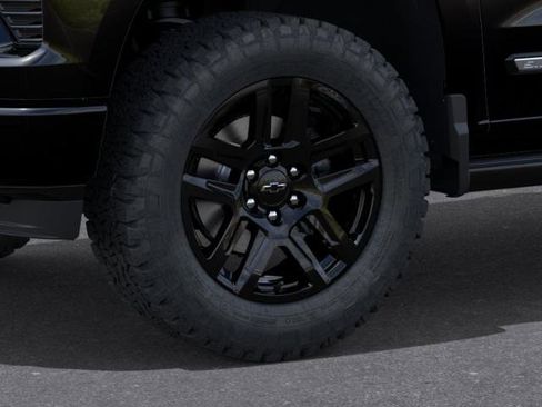 New 2026 Chevrolet Silverado 1500 High Country w/ Midnight Edition AWD/4WD image 9