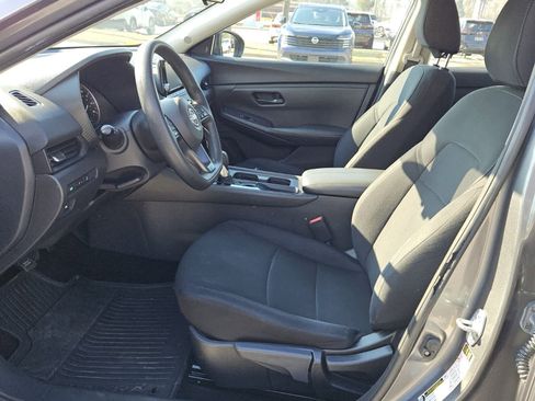 Used 2024 Nissan Sentra S image 3