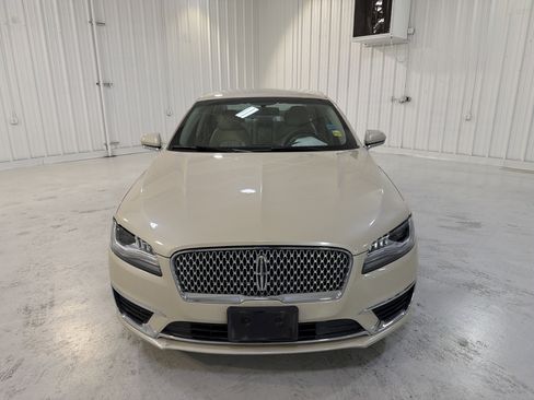 Used 2018 Lincoln MKZ Premiere image 8