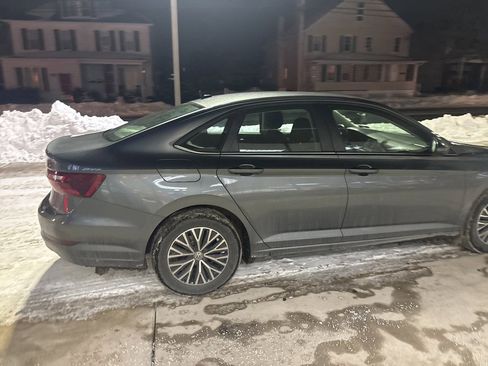 Used 2021 Volkswagen Jetta S image 10