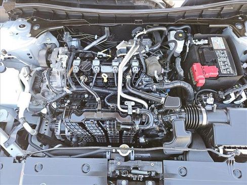 Used 2024 Nissan Altima 2.5 SV FWD image 26