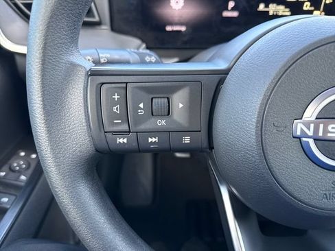 Certified 2025 Nissan Kicks S AWD/4WD image 30