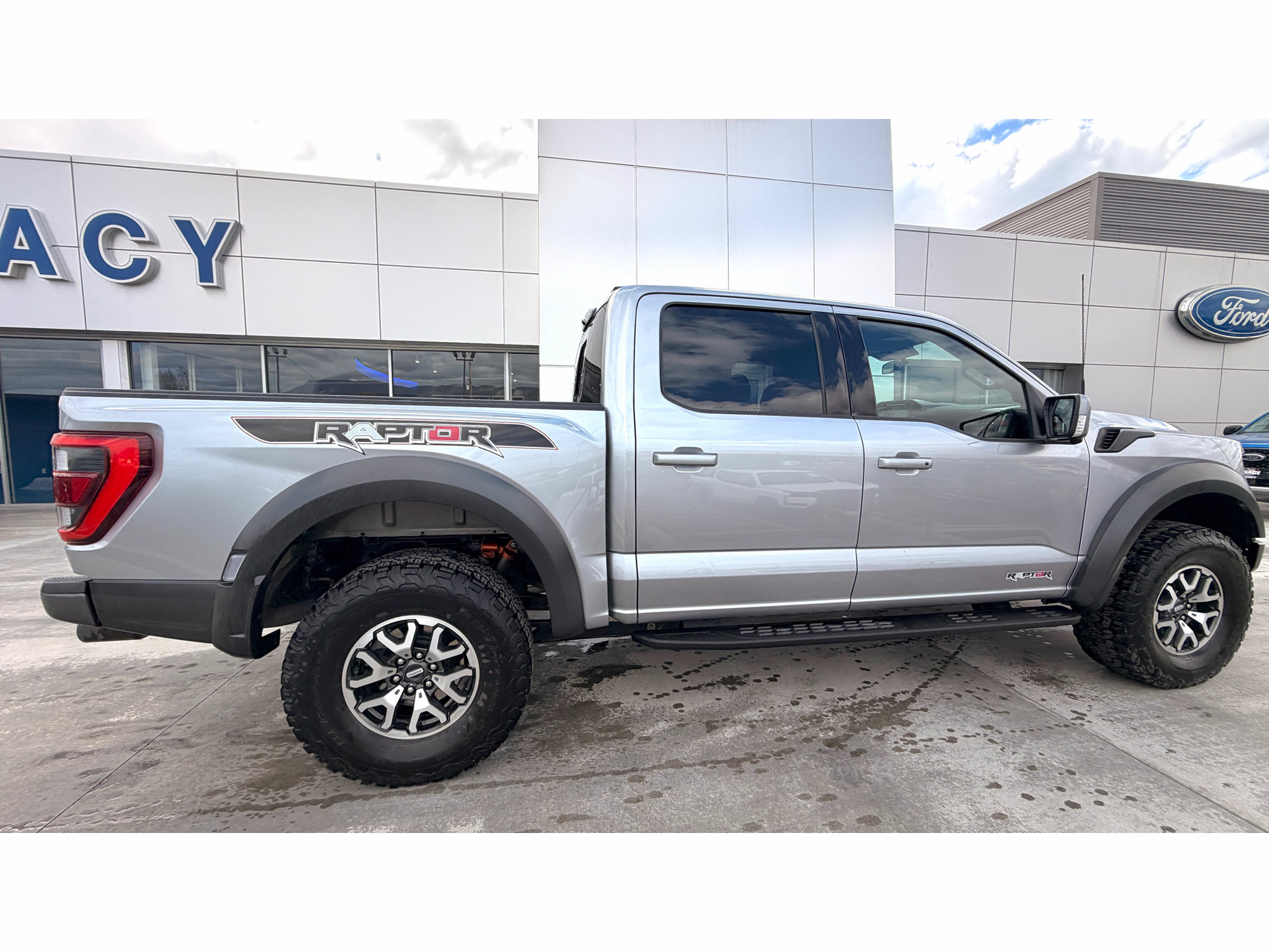 Used 2023 Ford F150 Raptor AWD/4WD image 7