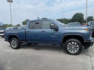 New 2026 Chevrolet Silverado 2500 Custom w/ Custom Value Package AWD/4WD video 2