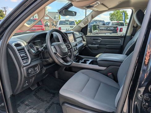 Used 2020 RAM 1500 Big Horn AWD/4WD image 13