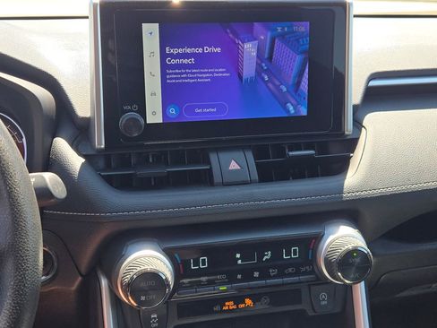 Used 2024 Toyota RAV4 XLE FWD image 24