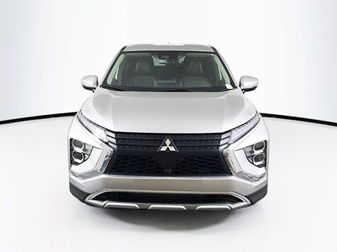 Used 2024 Mitsubishi Eclipse Cross SE AWD/4WD image 2