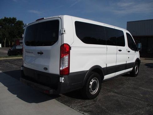 Used 2018 Ford Transit 150 XL RWD image 3