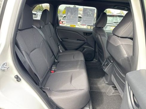 Used 2025 Subaru Forester Premium image 12
