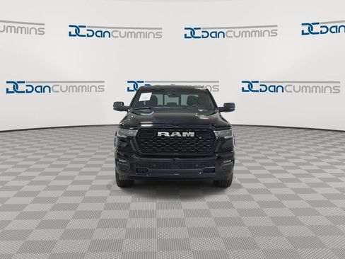 Used 2025 RAM 1500 Big Horn AWD/4WD image 3