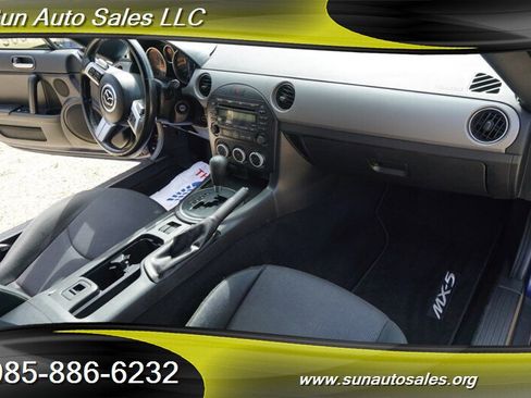 Used 2012 MAZDA MX-5 Miata Sport image 26