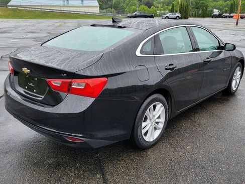 Used 2018 Chevrolet Malibu LT FWD image 12