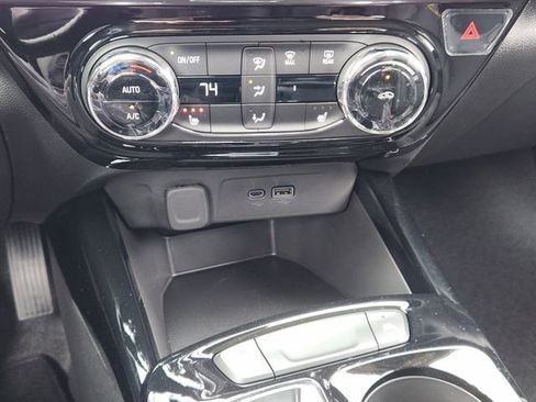 New 2026 Chevrolet Trax ACTIV w/ Driver Confidence Package FWD image 16