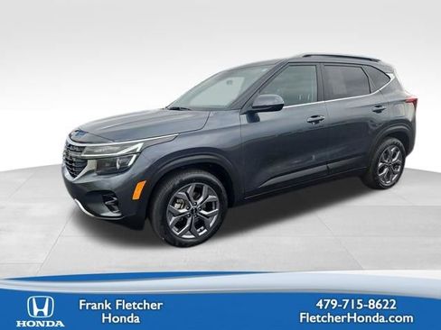 Used 2024 Kia Seltos S image 1