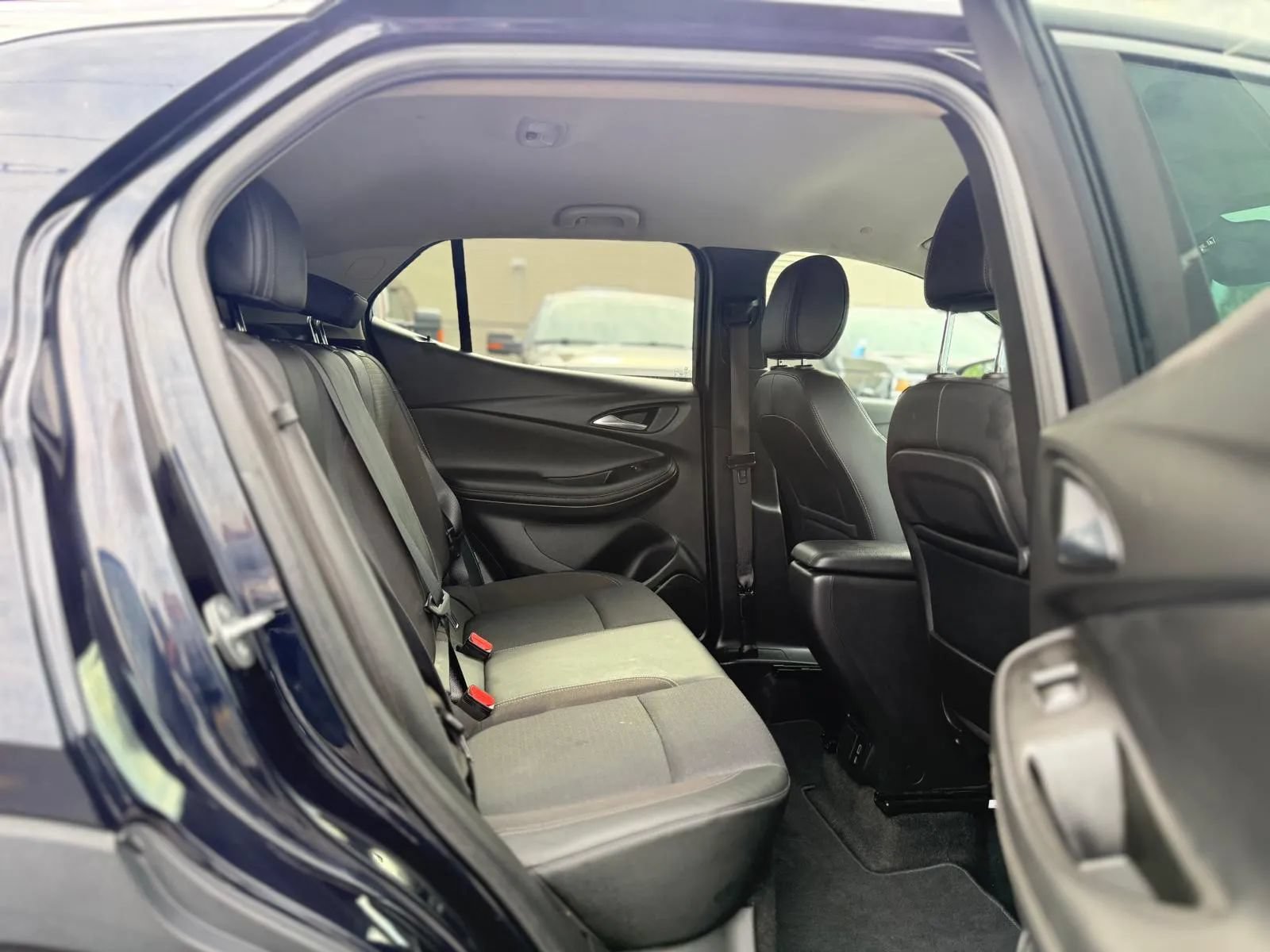 Used 2021 Buick Encore GX Preferred w/ Cold Weather Comfort Package FWD image 12