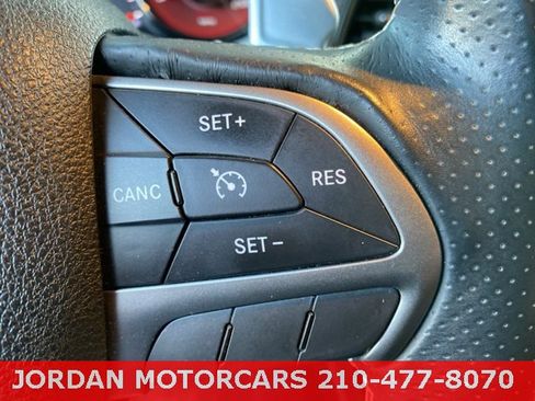 Used 2015 Dodge Challenger SRT Hellcat image 14