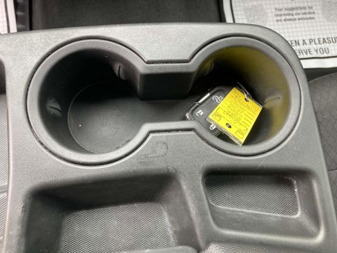 Used 2020 Chevrolet Silverado 1500 LT w/ Texas Edition image 30