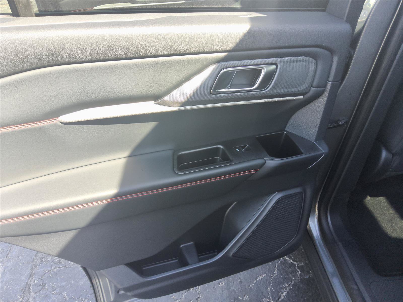 New 2027 Ford Explorer ST-Line RWD image 16