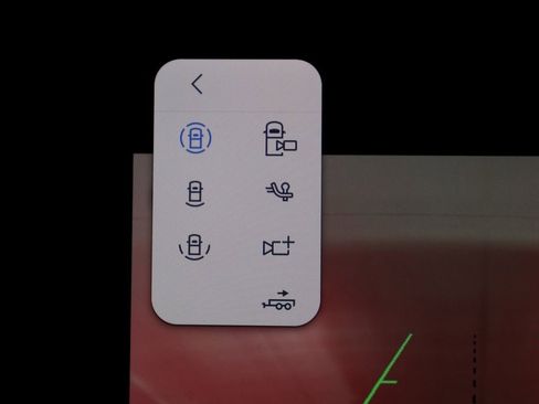 Used 2025 Ford F250 Platinum w/ Tremor Off-Road Package image 25