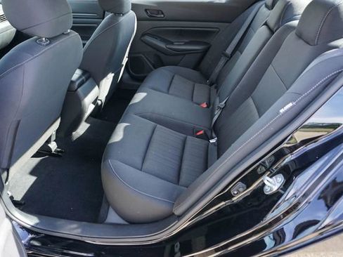 Used 2024 Nissan Altima 2.5 SV FWD image 13