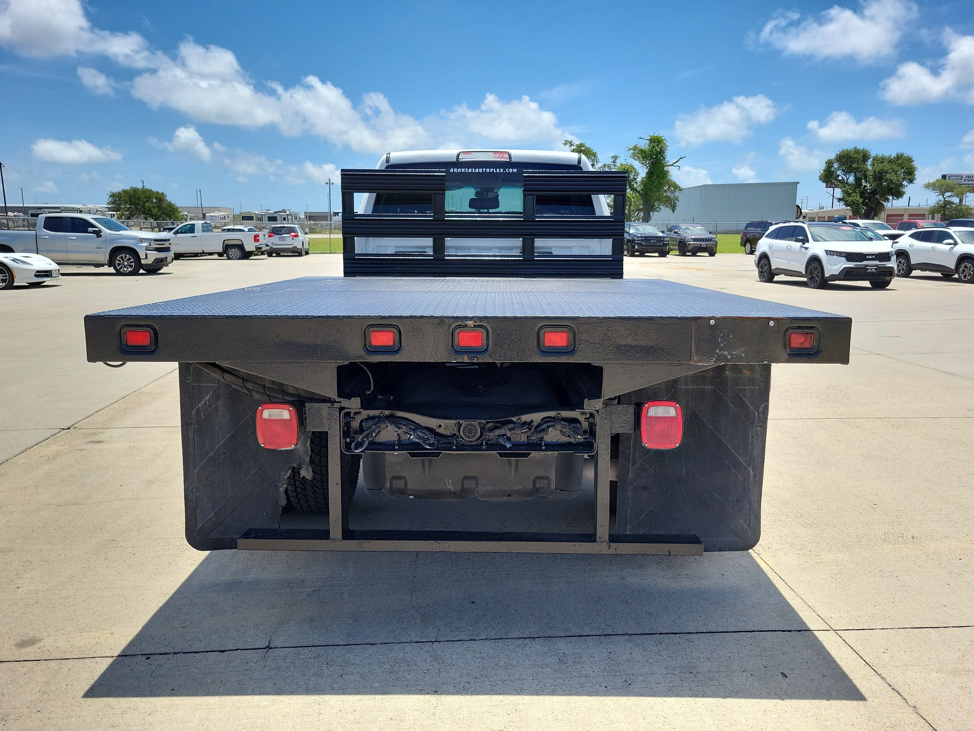 Used 2018 RAM 3500 Tradesman RWD image 6
