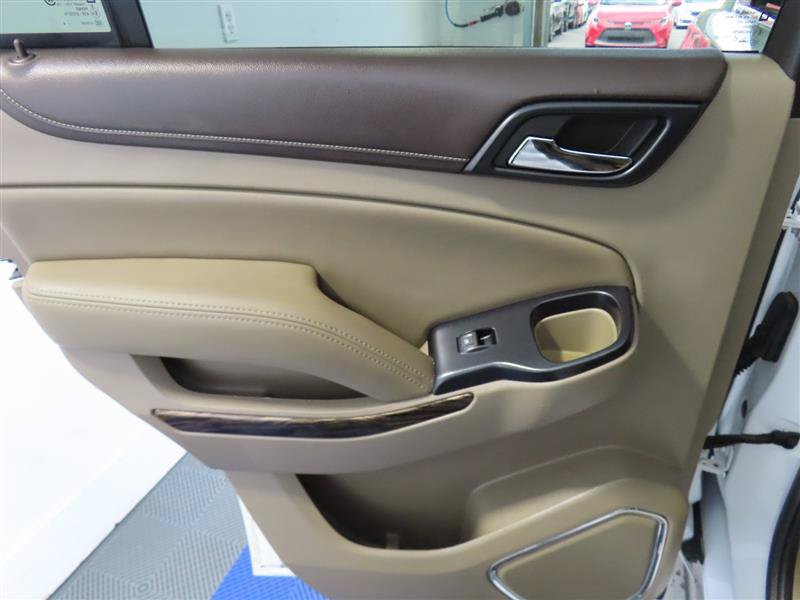 Used 2015 GMC Yukon SLT w/ Open Road Package AWD/4WD image 32