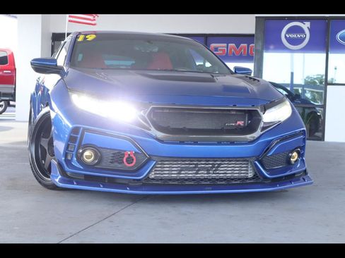 Used 2019 Honda Civic Type R image 1