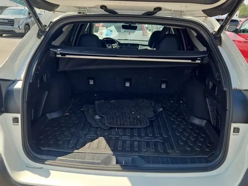 Used 2023 Subaru Outback Onyx Edition AWD/4WD image 7