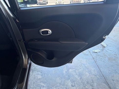 Used 2018 Kia Soul + FWD image 48