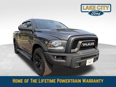 Used 2022 RAM 1500 Warlock AWD/4WD image 9