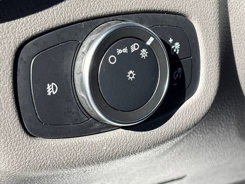 Used 2020 Ford Transit Connect XL image 24