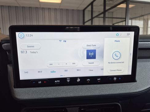 New 2025 Ford Maverick XLT image 31