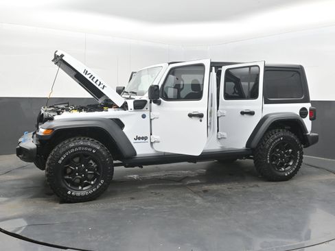 Used 2023 Jeep Wrangler Unlimited w/ 8.4" Radio Group AWD/4WD image 45