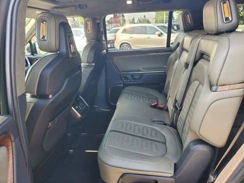 Used 2023 Rivian R1S Adventure AWD/4WD image 22
