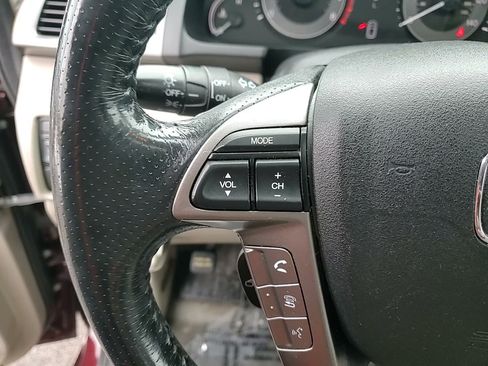 Used 2016 Honda Odyssey Touring Elite image 21