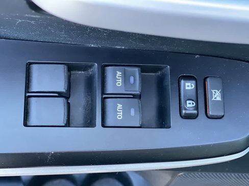 Used 2017 Toyota Tundra Limited image 16