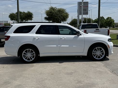 Used 2026 Dodge Durango GT AWD/4WD image 3
