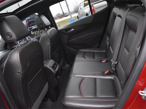 Used 2022 Chevrolet Equinox RS w/ RS Leather Package image 19