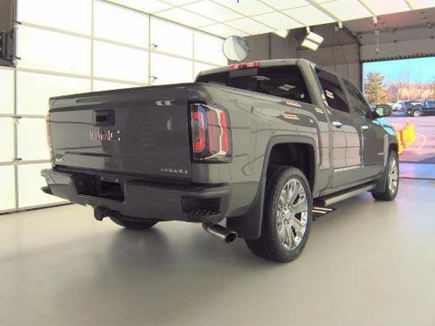 Used 2017 GMC Sierra 1500 Denali w/ Denali Ultimate Package image 5