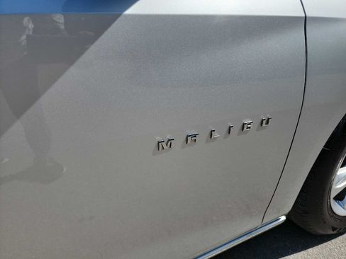 Used 2022 Chevrolet Malibu LS FWD image 9
